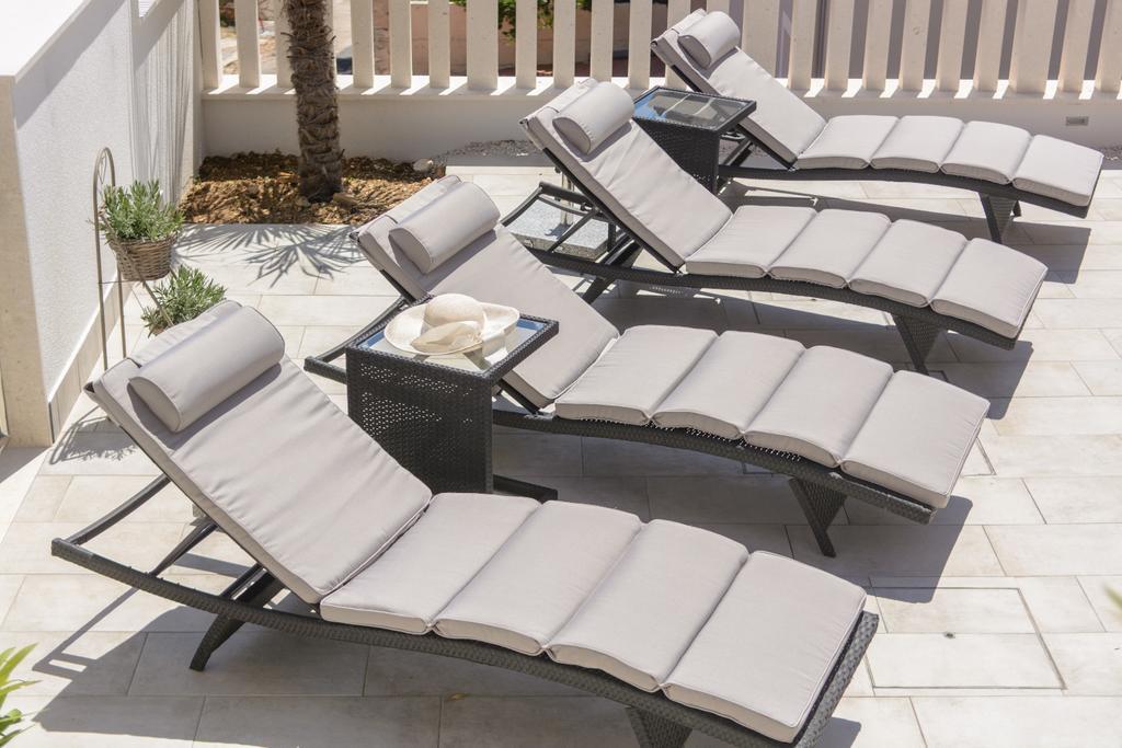 Apartments Villa Atlantis Trogir Exterior foto